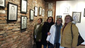Eskişehirli ressam Salih Sel'den ‘Karakalem Portre Sergisi’