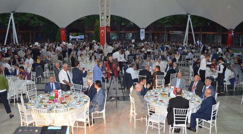 Eskişehirli sanayiciler iftarda buluştu