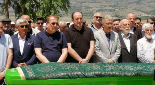 Eskişehirli siyasetçinin acı günü: 60 yaşında yaşamını yitirdi!