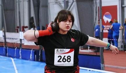 Eskişehirli sporcu Avrupa’daki başarısıyla gururlandırdı!