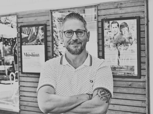 Eskişehirli ünlü reklamcı hayatını kaybetti!