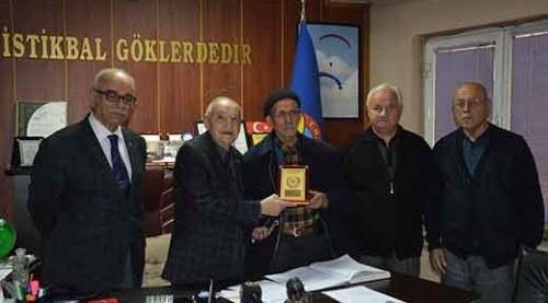 Eskişehirli vatandaş devre mülkünü THK'ya bağışladı