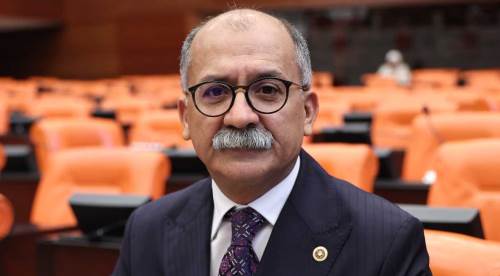 Eskişehirli vekil CHP İstanbul binasında yaşananların peşine düştü