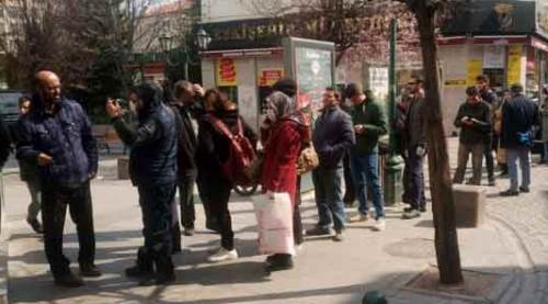 Eskişehirliler oralarda kuyruk oldu!