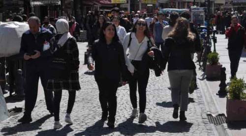 Eskişehirliler yaz havasının tadını böyle çıkardı