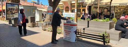 Eskişehirlilerden örnek dayanışma: Yardım standına yoğun ilgi