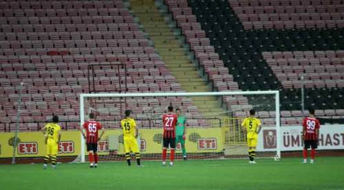 Eskişehirspor - İstanbulspor (Geniş maç özeti)