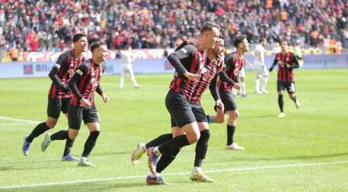 Eskişehirspor: 2 - Karacabey Belediyespor: 1 (Maç sonucu)