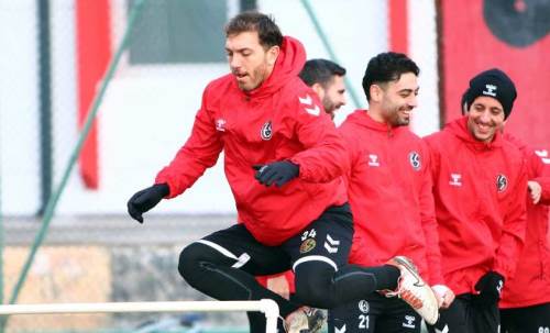 Eskişehirspor, sezonun ikinci yarısına bomba gibi girecek!
