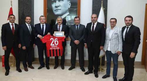 Eskişehirspor 00001 numaralı bileti ona ayırdı!