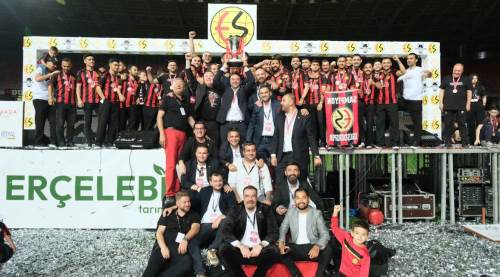 Eskişehirspor'a 2025 yılı uğurlu geldi, darısı 2026'ya