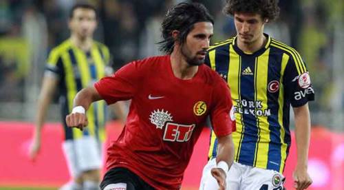 Eskişehirspor’a Alper Potuk’tan dev destek!