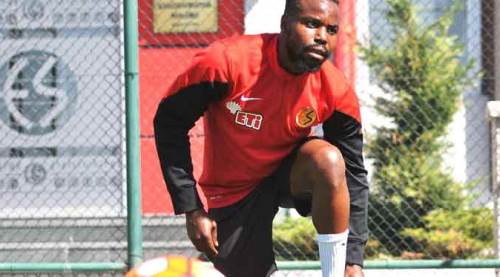 Eskişehirspor'a bir darbe de ondan geldi!