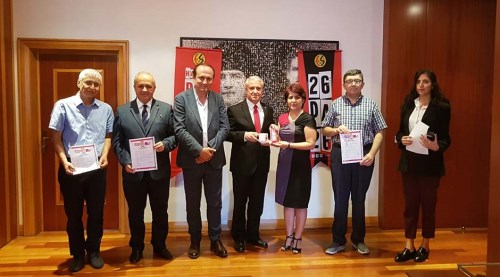 Eskişehirspor'a bir destekte AÜ'den