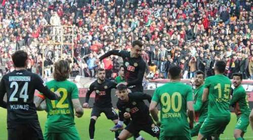 Eskişehirspor'a çifte ceza!