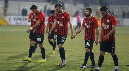 Eskişehirspor'a çok üzülüyorum