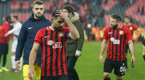 Eskişehirspor'a ikinci yarı yaramadı