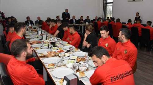 Eskişehirspor’a moral kahvaltısı