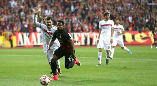 Eskişehirspor'a Ofoedu’dan kötü haber