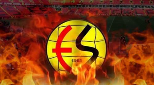 Eskişehirspor'a sürpriz stoper: Kampa katıldı