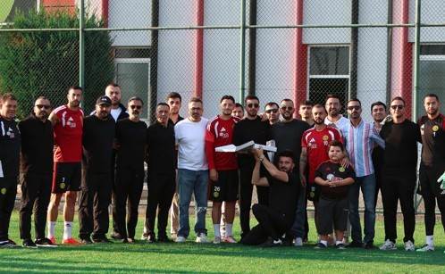 Eskişehirspor’a taraftardan moral! Alanya maçı öncesi tatlı destek