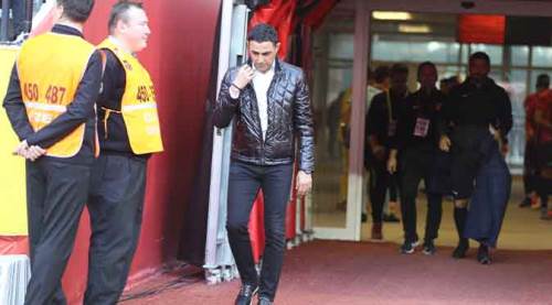 Eskişehirspor avantajı çöpe attı!