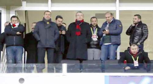 Eskişehirspor Başkanı Akgören: Başımıza gelmeyen kalmadı!