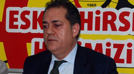 Eskişehirspor Başkanı Halil Ünal: Yerden yere vuruluyoruz