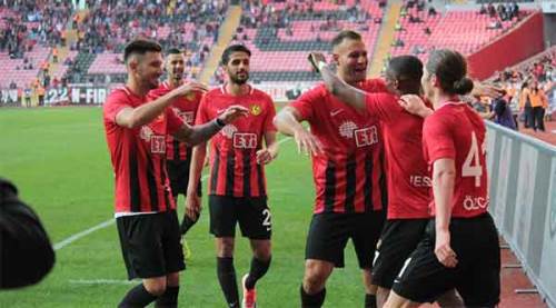 Eskişehirspor bu akşam yüzümüzü güldürecek!