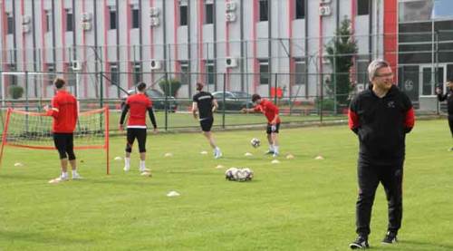 Eskişehirspor'da Başkan yakın takipte