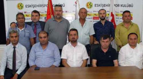 Eskişehirspor'da bir kriz var, bunu çözmeye çalışıyoruz