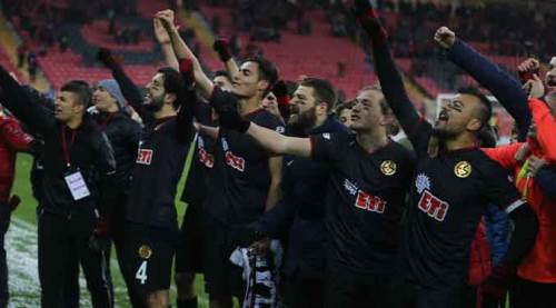 Eskişehirspor'da bu abluka dağılacak!