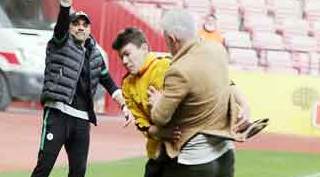 Eskişehirspor'da büyük tepki çeken hareket: Haddini aştı!