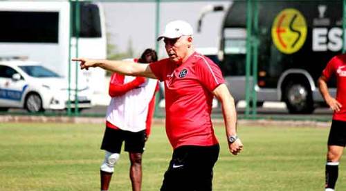 Eskişehirspor'da Coşkun hoca çok net konuştu!