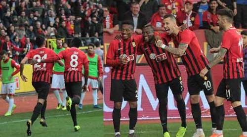 Eskişehirspor'da Emre zirvede ama asıl bomba...