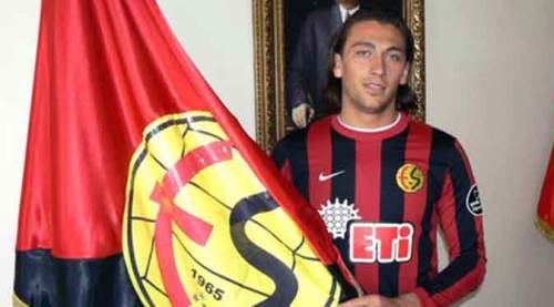 Eskişehirspor'da forma giymeden 324 bin alacağı var!