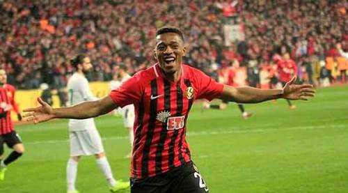 Eskişehirspor'da Jesse sürprizi!