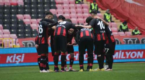 Eskişehirspor’da maaş dopingi!