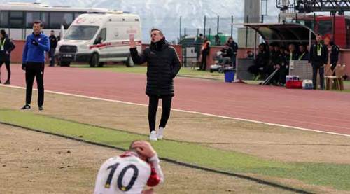 Eskişehirspor'da mücadeleye sonuna kadar devam edeceğim!