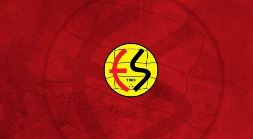 Eskişehirspor'da o isimle anlaşma sağlanmıştı: Gözler şimdi imzaya çevrildi!