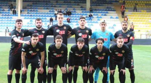 Eskişehirspor'da sert sözler: 15-16 yaşındaki bebelerin...
