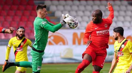 Eskişehirspor'da sözleşme krizi! TFF'de görünmüyor...