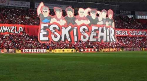 Eskişehirspor'da üç imza birden!