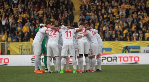 Eskişehirspor'da Yücel İldiz'den ilginç tercih!