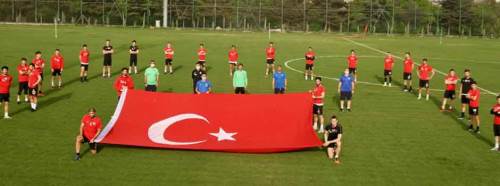 Eskişehirspor'dan anlamlı mesaj!