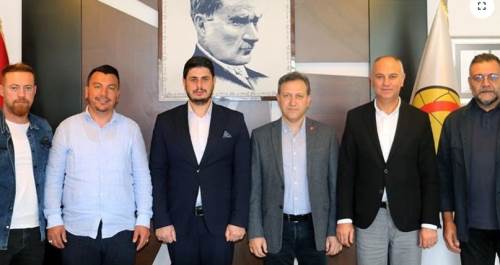 Eskişehirspor'dan kombinelerini aldılar