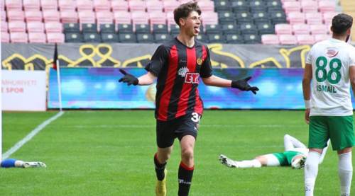 Eskişehirspor'dan Süper Lig'e flaş transfer