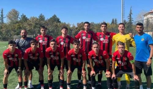 Eskişehirspor ekibi evinde galibiyeti bulamadı!