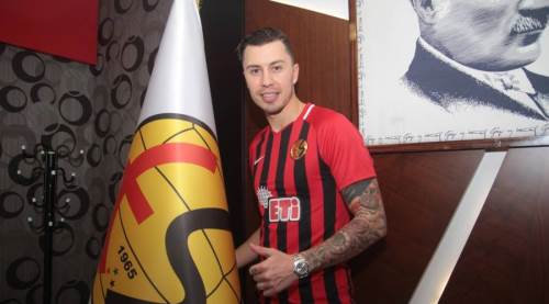 Eskişehirspor Emre Güral ile sözleşme imzaladı