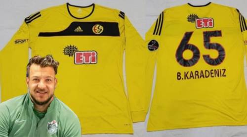 Eskişehirspor formasıyla destek verdi